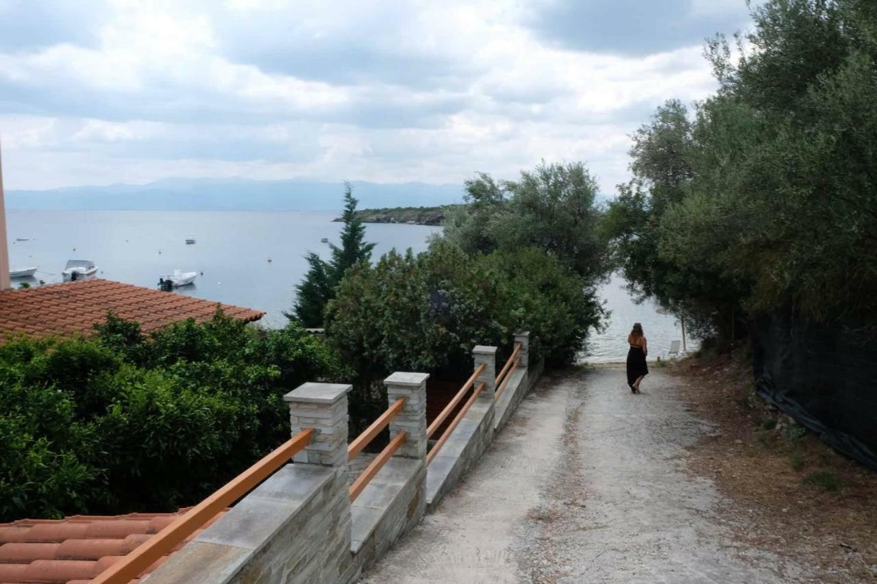 Villa Sofia Marathos  ภายนอก รูปภาพ