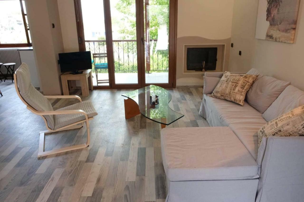 Villa Sofia Marathos  ภายนอก รูปภาพ