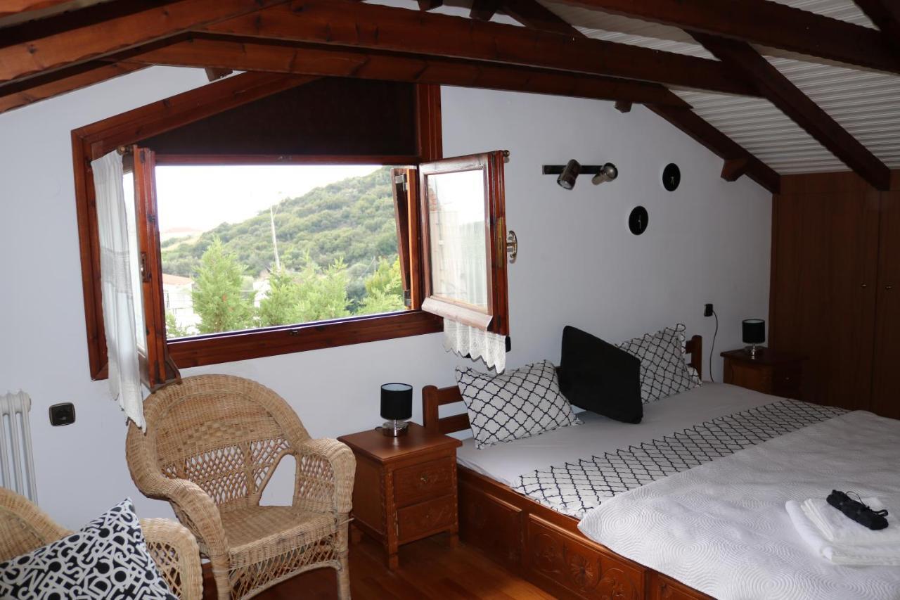 Villa Sofia Marathos  ภายนอก รูปภาพ